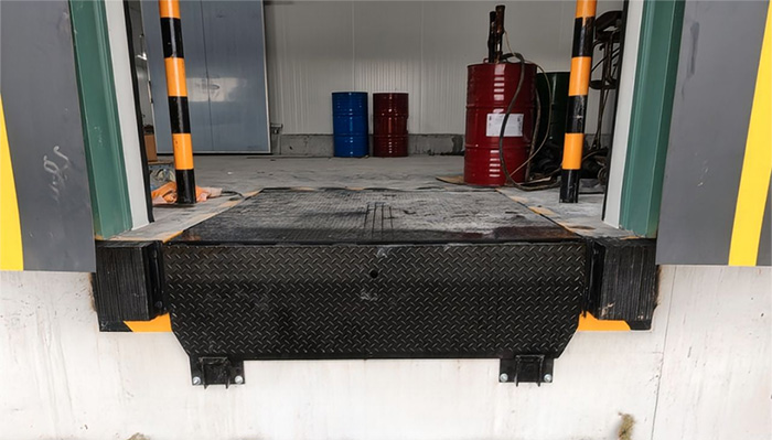 Telescopic Dock Leveler