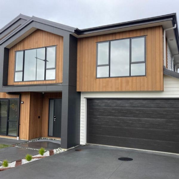 Garage Door - RAL9002-2